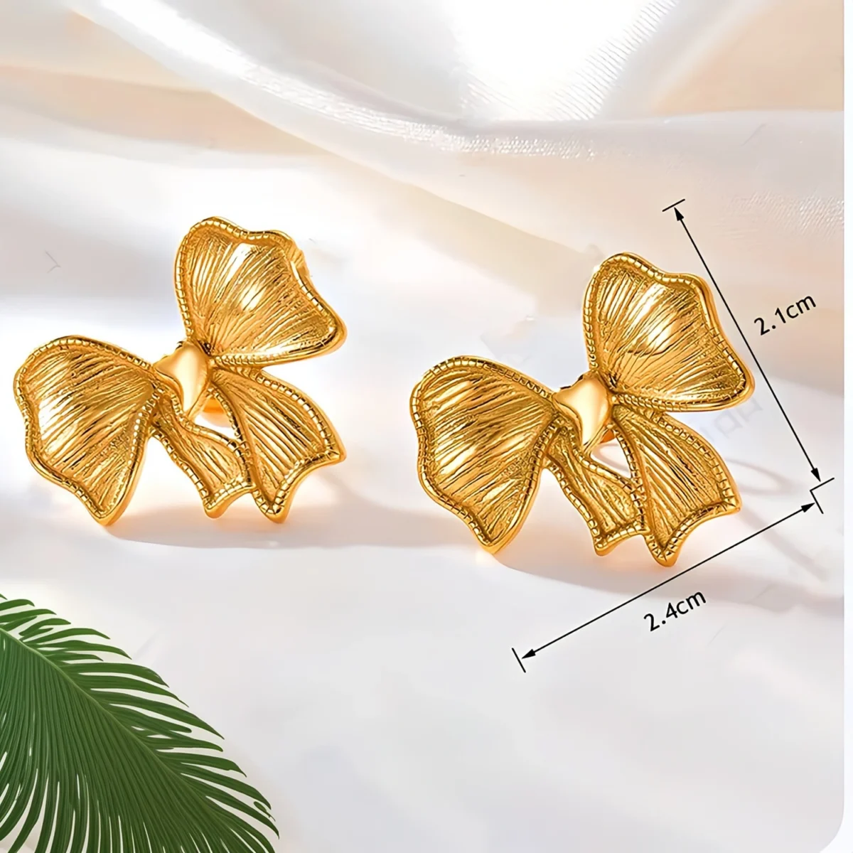 Gold Plated Bow shaped Earring