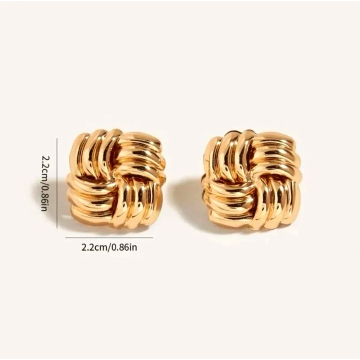 Ribbed Square Gold Plated Stud Earring