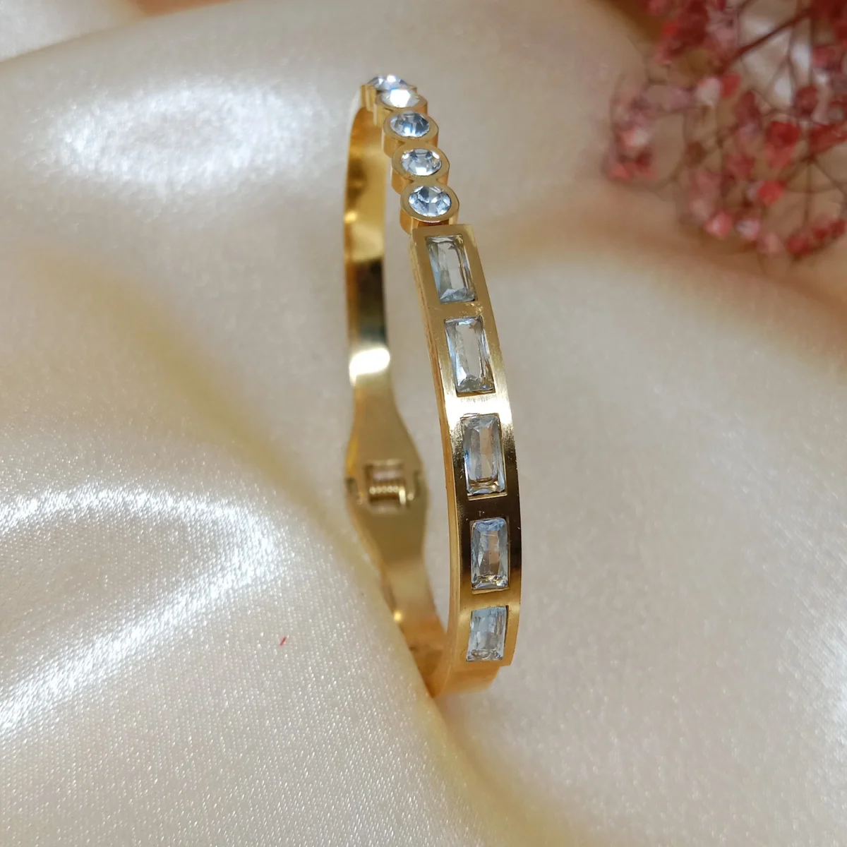 18k Gold Polish Crystal Center Open Bracelet