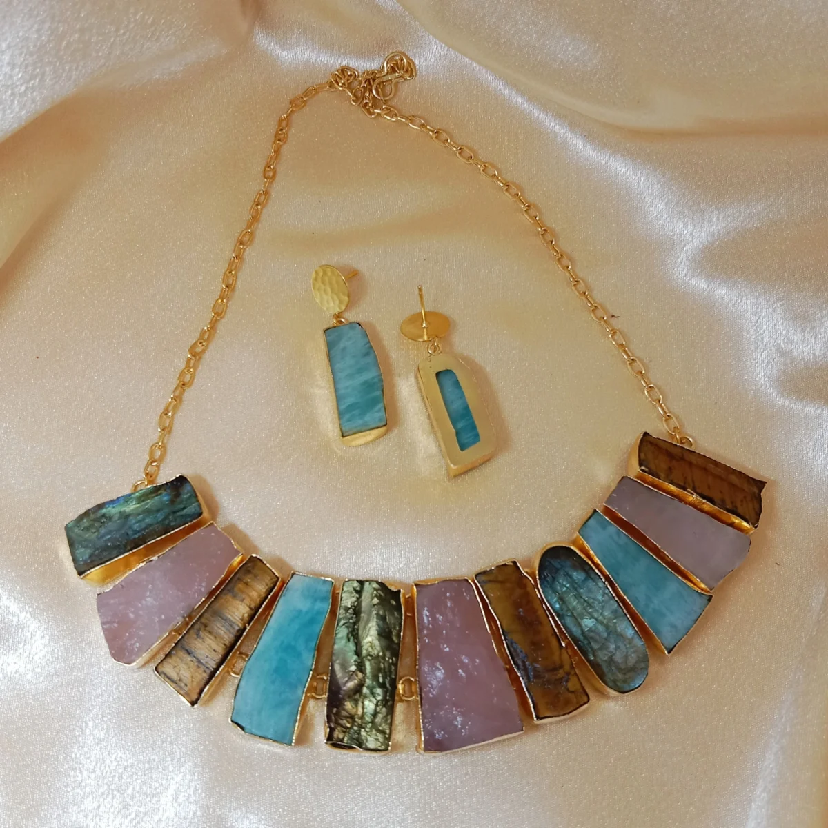 Raw Semi Precious Stone Necklace Set