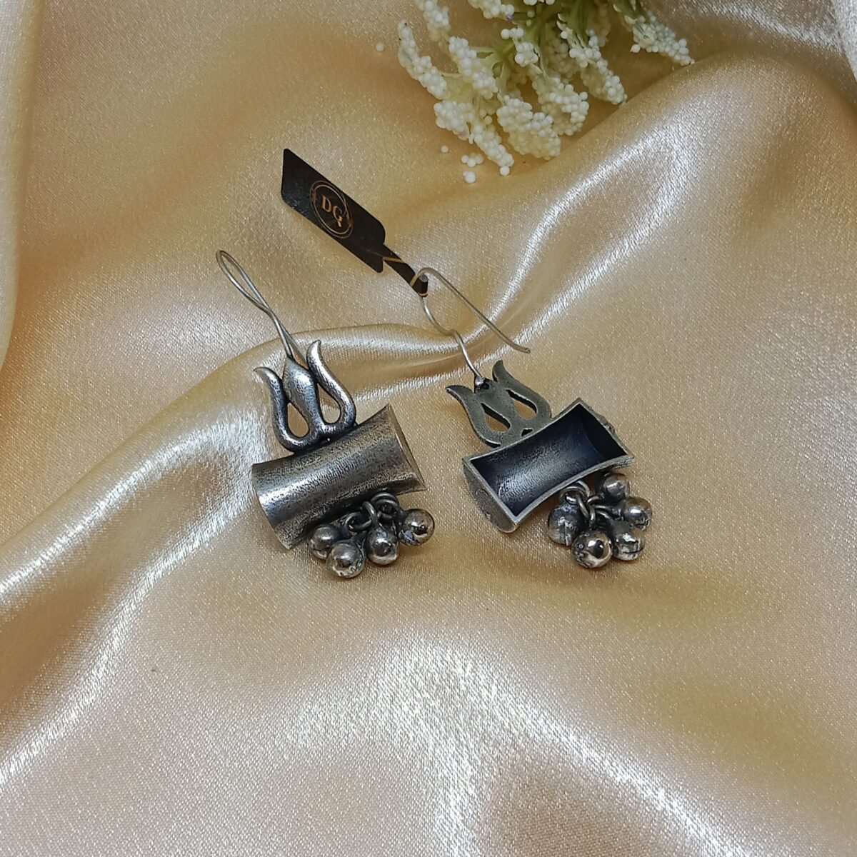 Antique Silver-Plated Trishakti Charm Drop Earring